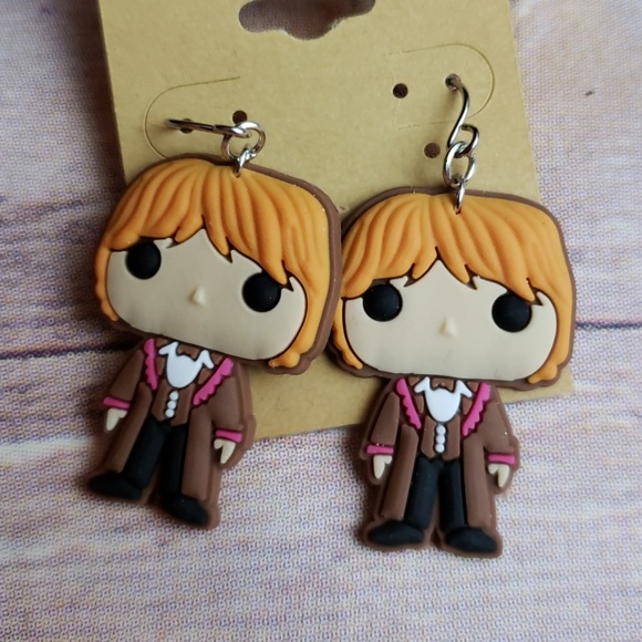 New Ron Weasley Harry Potter Dangle Earrings - Picture 2 of 5